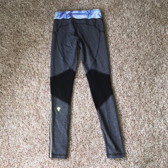 Ivivva leggings - Picture 2 of 2